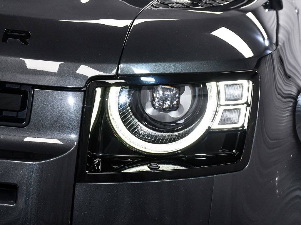 Used 2023 Land Rover Defender 90 X-Dynamic SE AWD/4WD image 77
