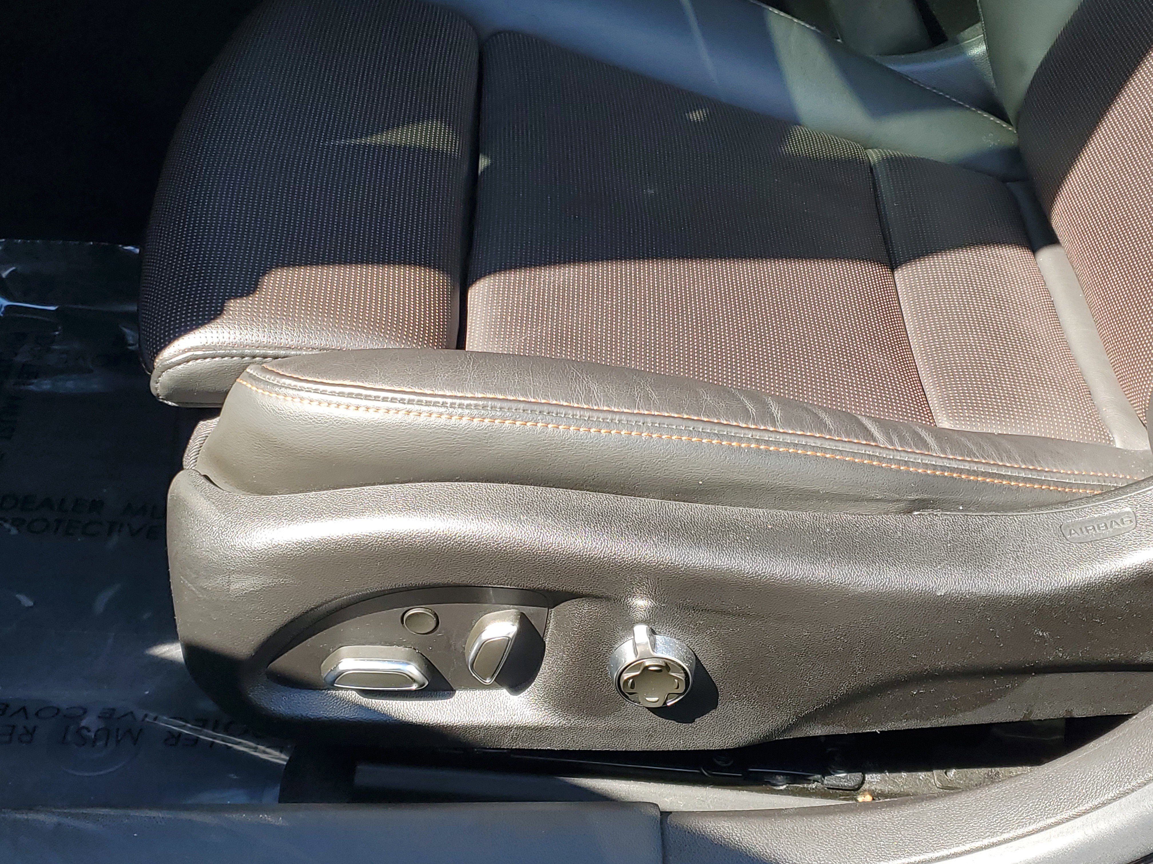 Used 2023 Cadillac CT5 V w/ Premium Package image 9