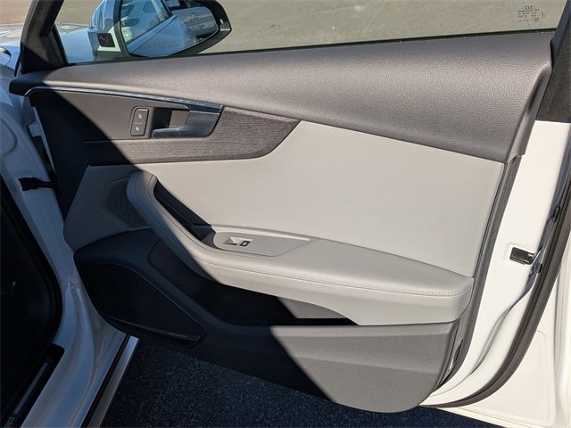 Used 2019 Audi A4 2.0T allroad Premium Plus w/ Premium Plus Package image 36