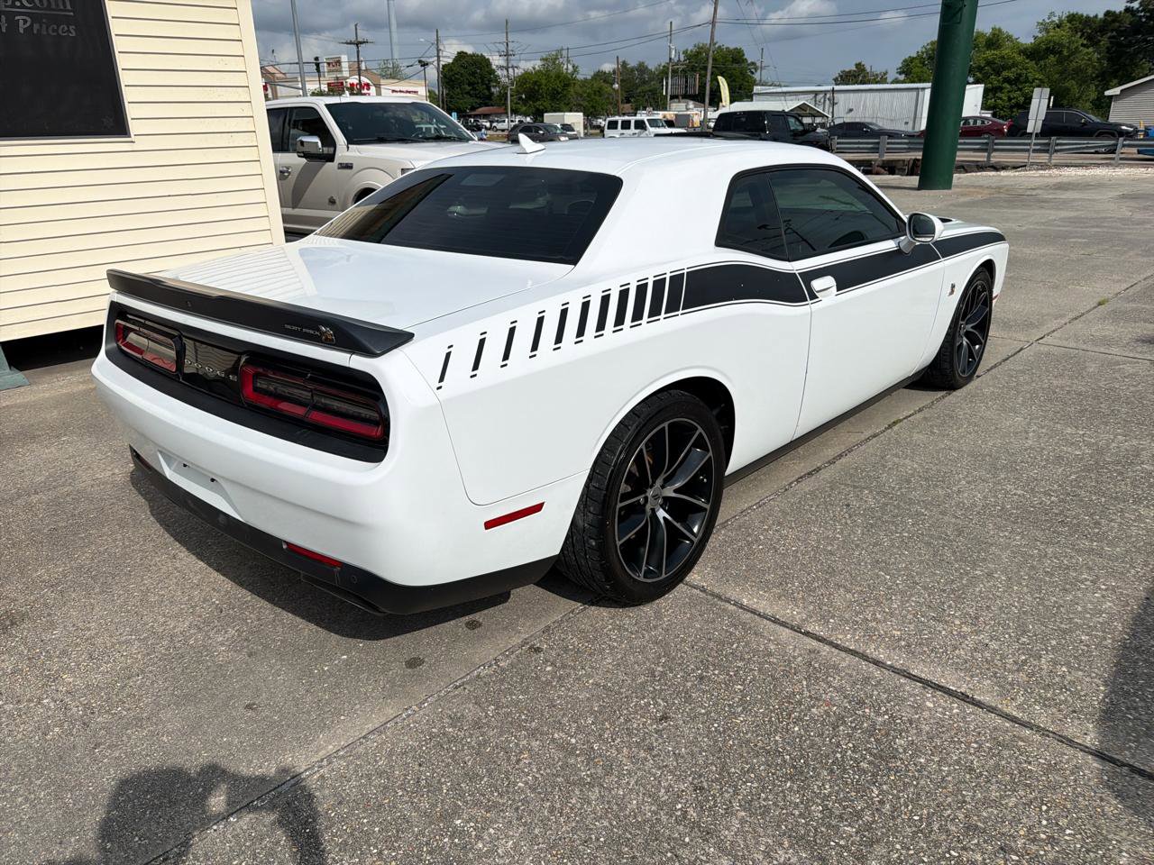 Used 2020 Dodge Challenger R/T Scat Pack w/ Driver Convenience Group RWD image 8