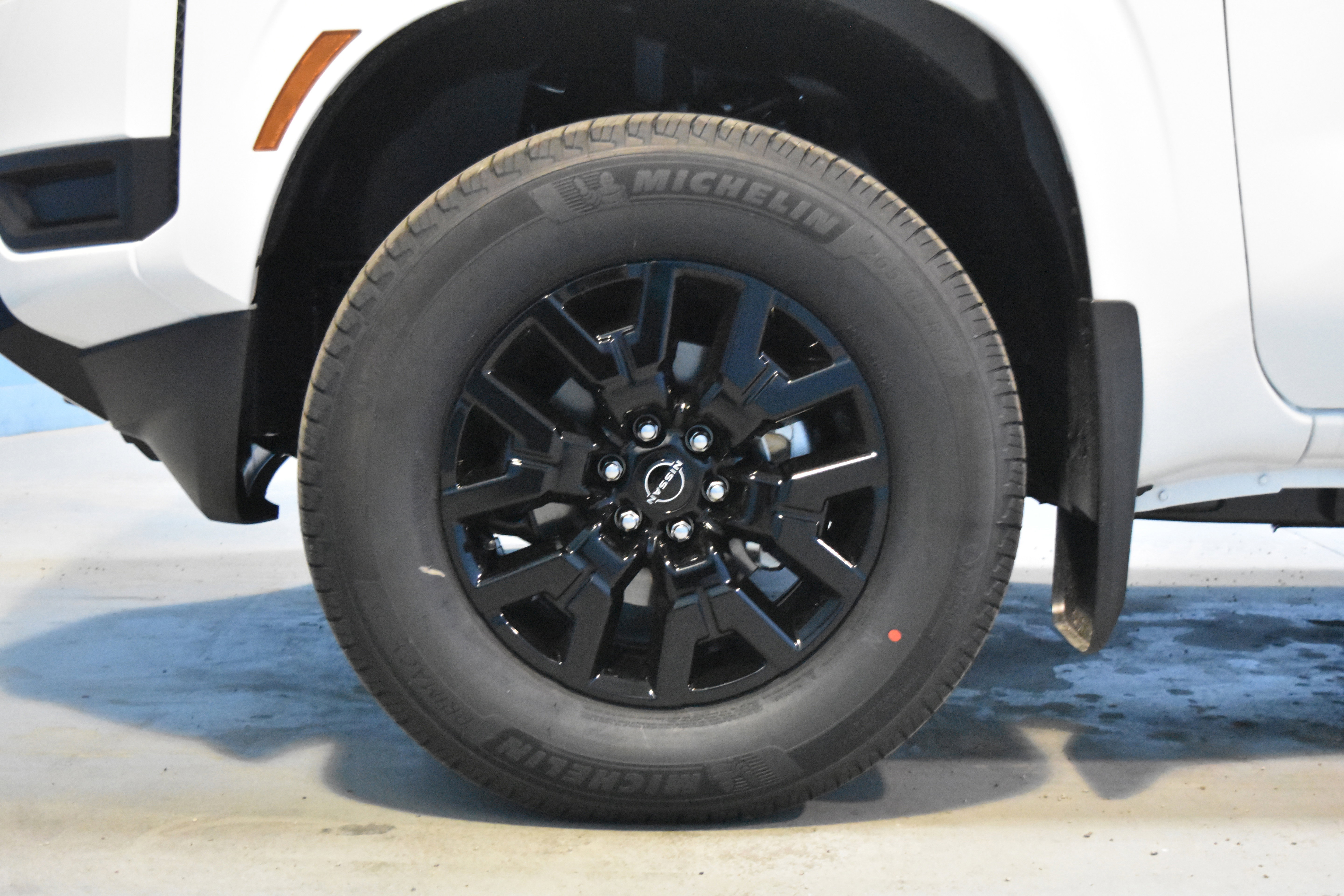 New 2026 Nissan Frontier SV w/ Tow Package image 24