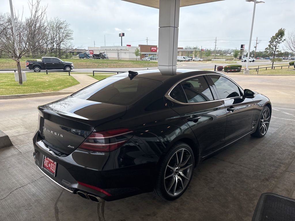 Used 2023 Genesis G70 2.0T image 4