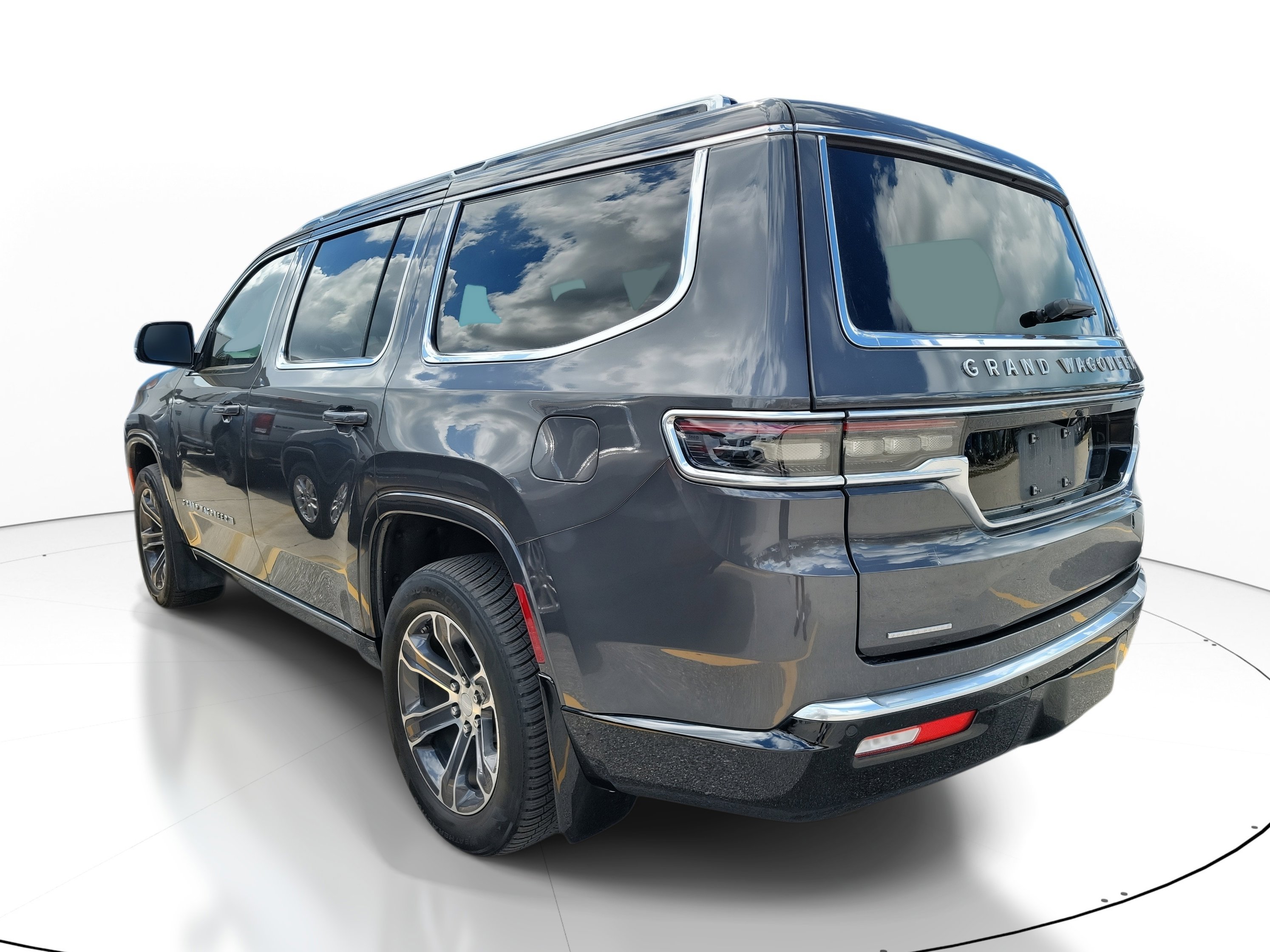 Used 2022 Jeep Grand Wagoneer Series I image 3