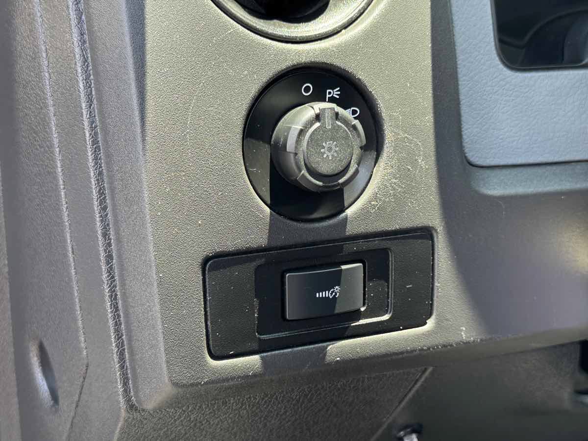 Used 2014 Ford F150 XL w/ Equipment Group 101A Mid AWD/4WD image 22