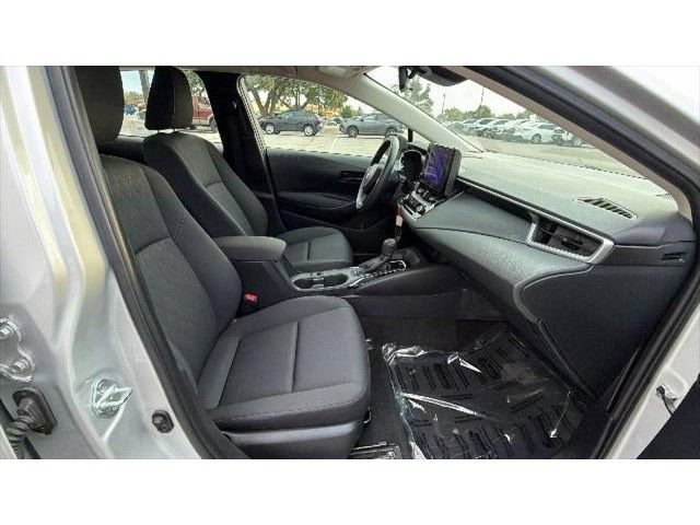 Used 2023 Toyota Corolla LE FWD image 38