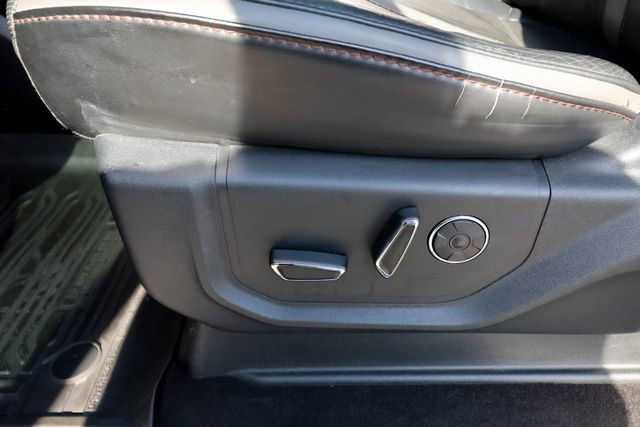 Used 2018 Ford F150 Platinum w/ Equipment Group 701A Luxury image 36