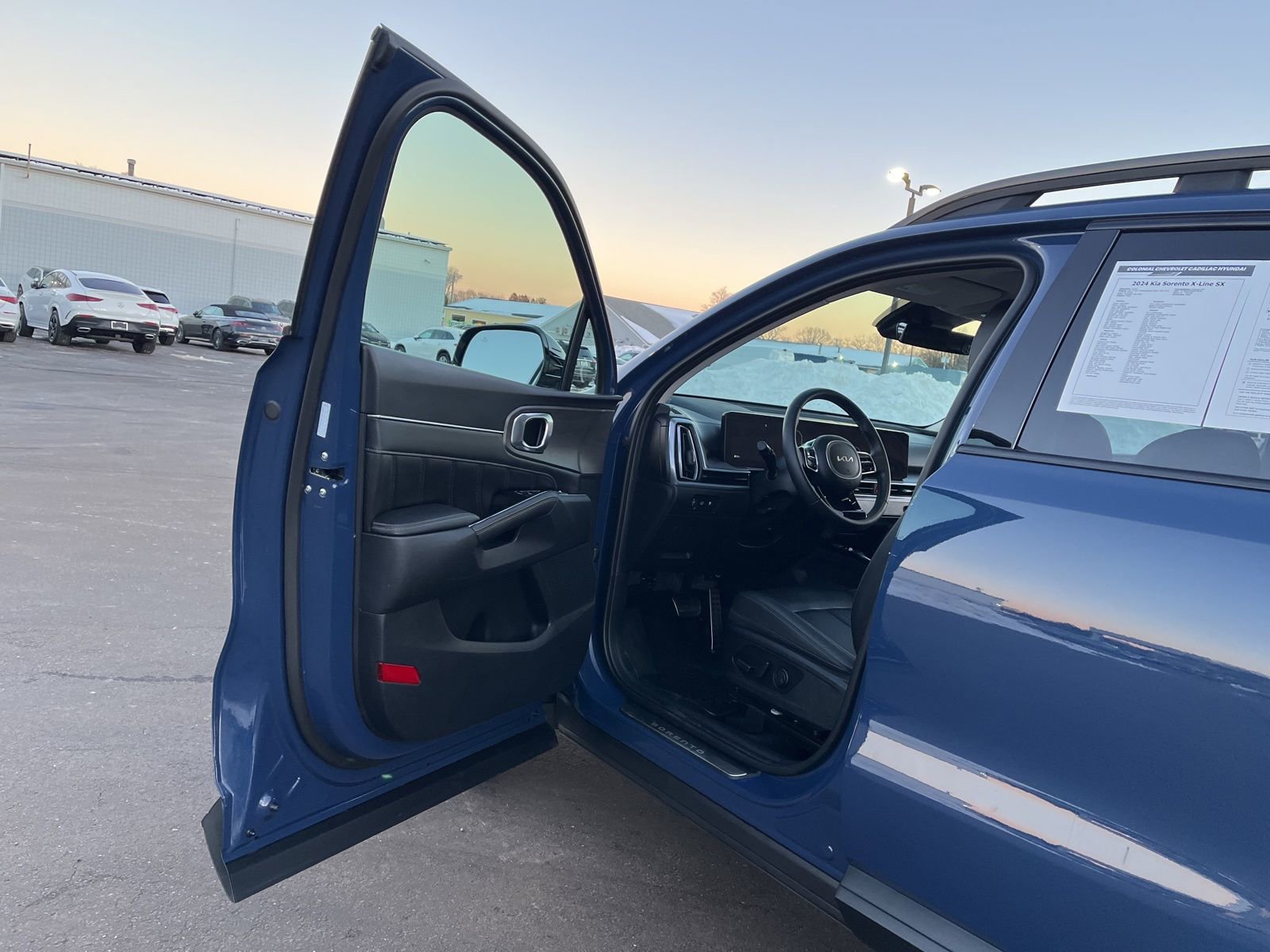 Used 2024 Kia Sorento SX image 18