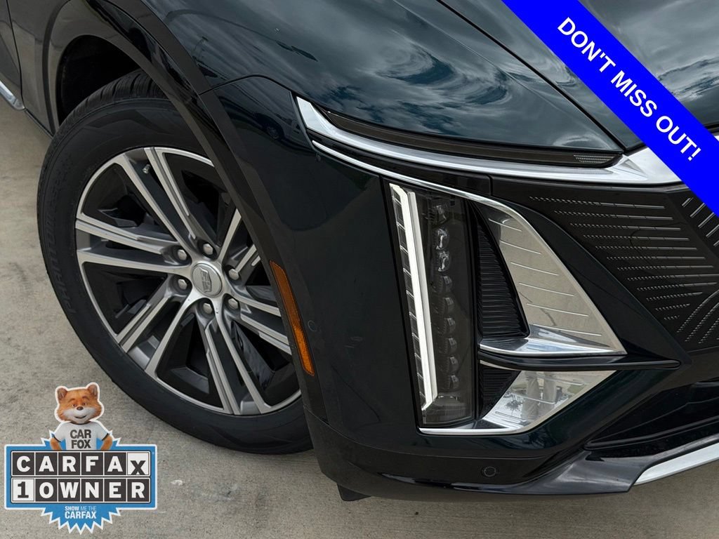 Used 2024 Cadillac Lyriq Luxury RWD image 2