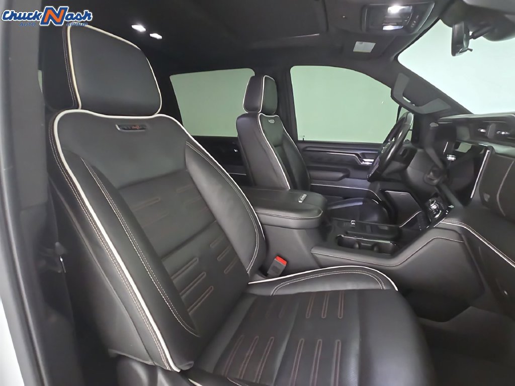 Used 2025 GMC Sierra 2500 AT4X AWD/4WD image 34