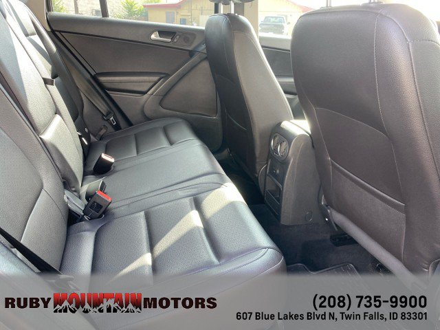 Used 2017 Volkswagen Tiguan S AWD/4WD image 23