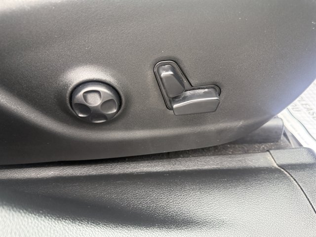 Used 2019 Jeep Cherokee Limited AWD/4WD image 45