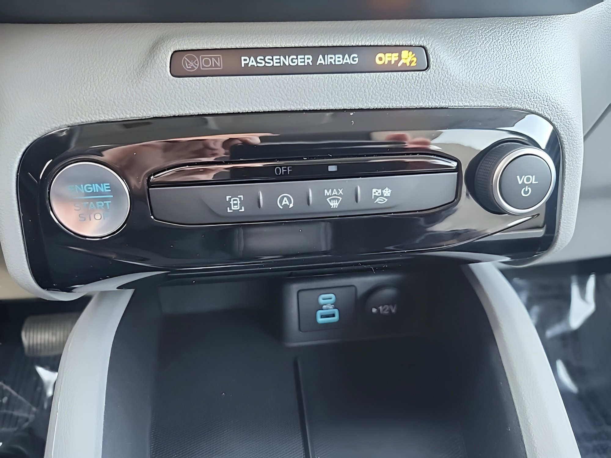 Certified 2023 Ford Escape Active w/ Tech Pack #1 image 20