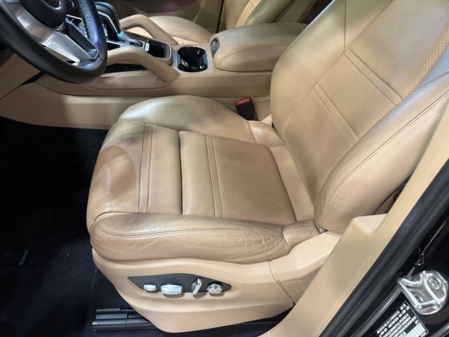 Used 2019 Porsche Cayenne AWD/4WD image 24