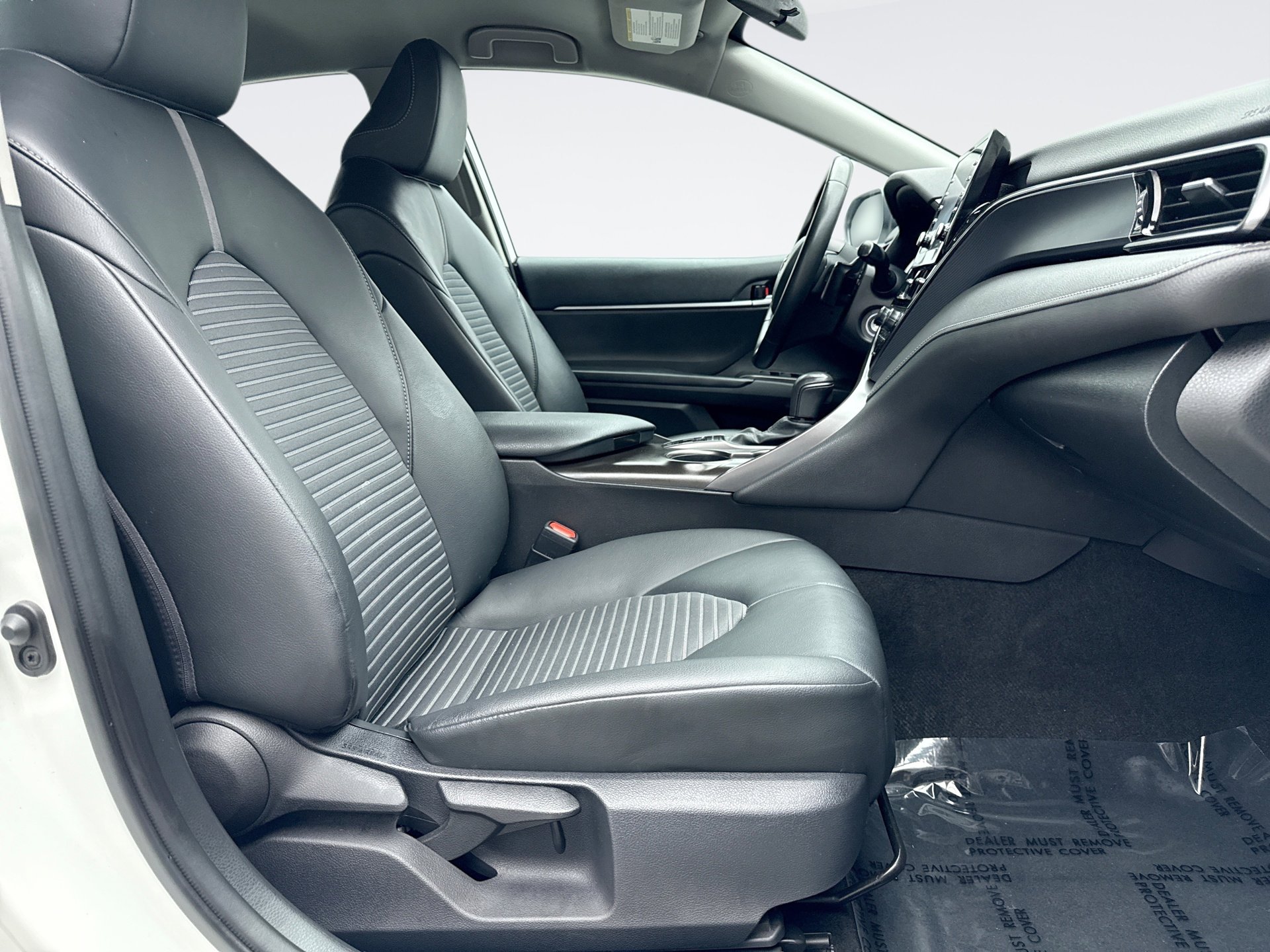 Used 2023 Toyota Camry SE AWD/4WD image 17