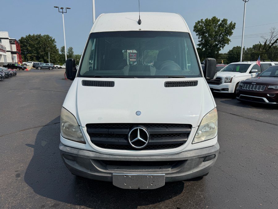 Used 2010 Mercedes-Benz Sprinter 2500 image 8