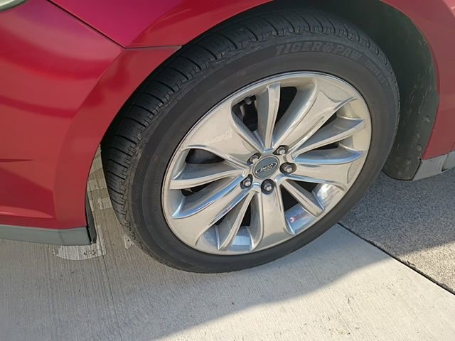 Used 2010 Ford Taurus Limited image 31