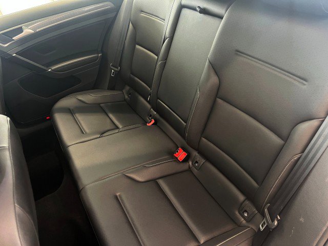 Used 2017 Volkswagen Golf SE AWD/4WD image 34
