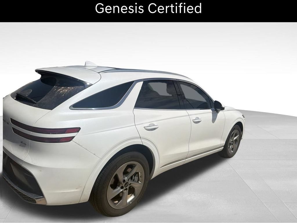 Certified 2026 Genesis GV70 2.5T Select AWD/4WD image 3