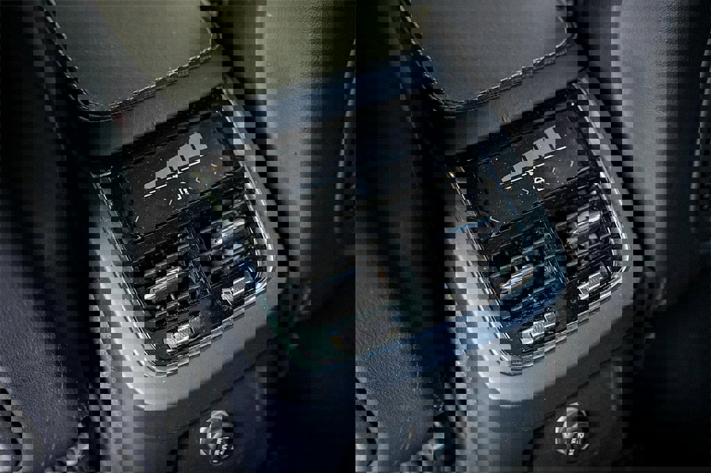 Used 2020 Volvo XC90 T8 Inscription image 26