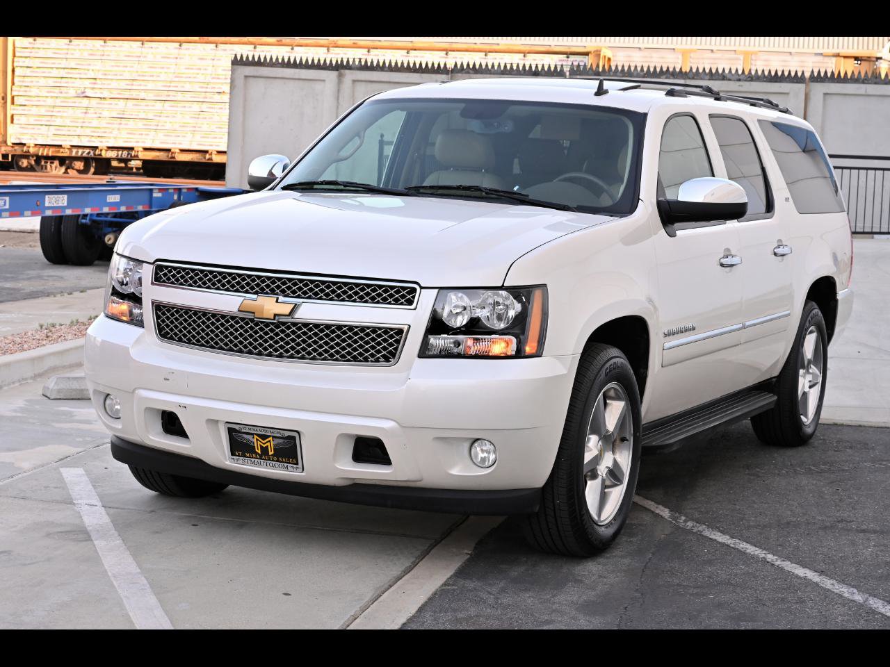 Used 2013 Chevrolet Suburban LTZ RWD image 1