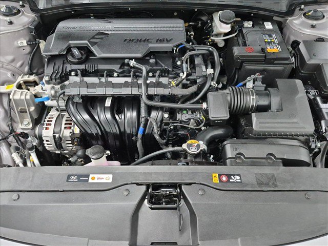 Used 2026 Hyundai Elantra SEL Sport Premium FWD image 22
