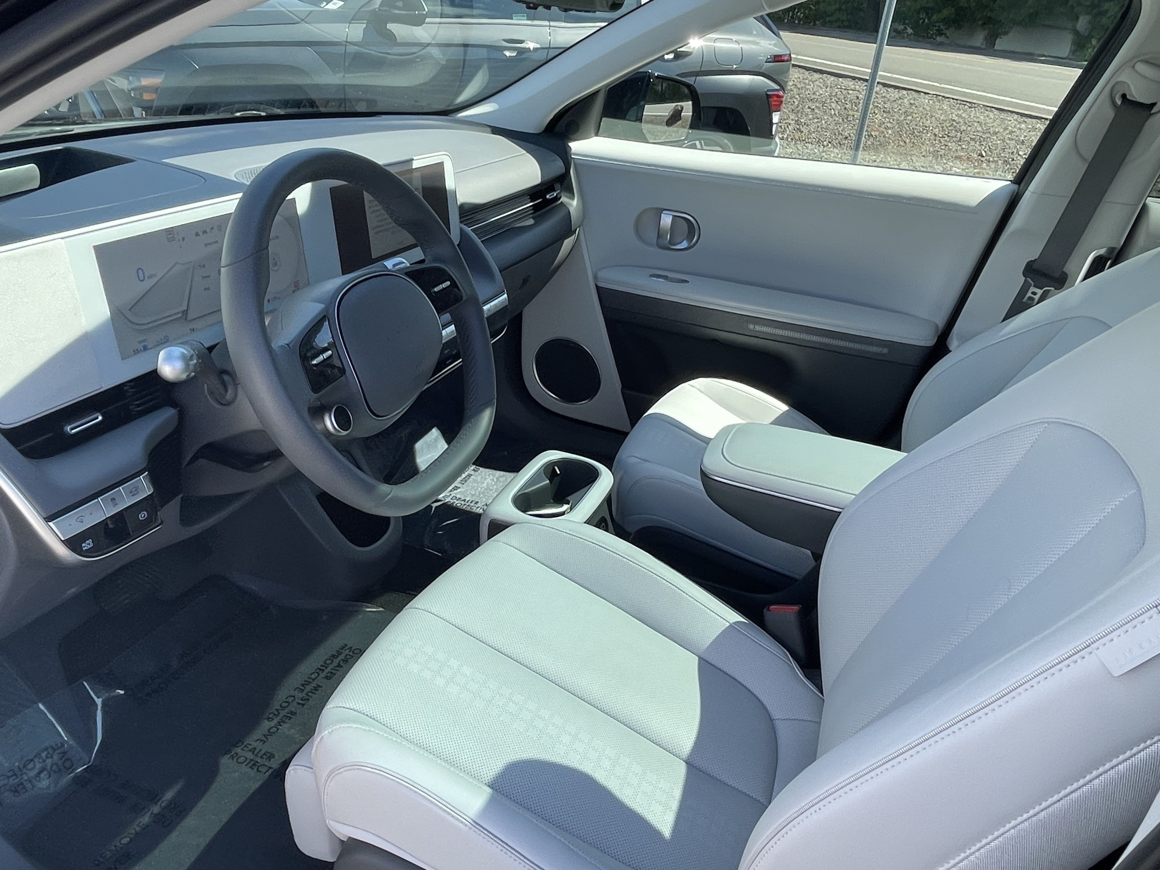 Certified 2024 Hyundai Ioniq 5 Limited AWD/4WD image 10
