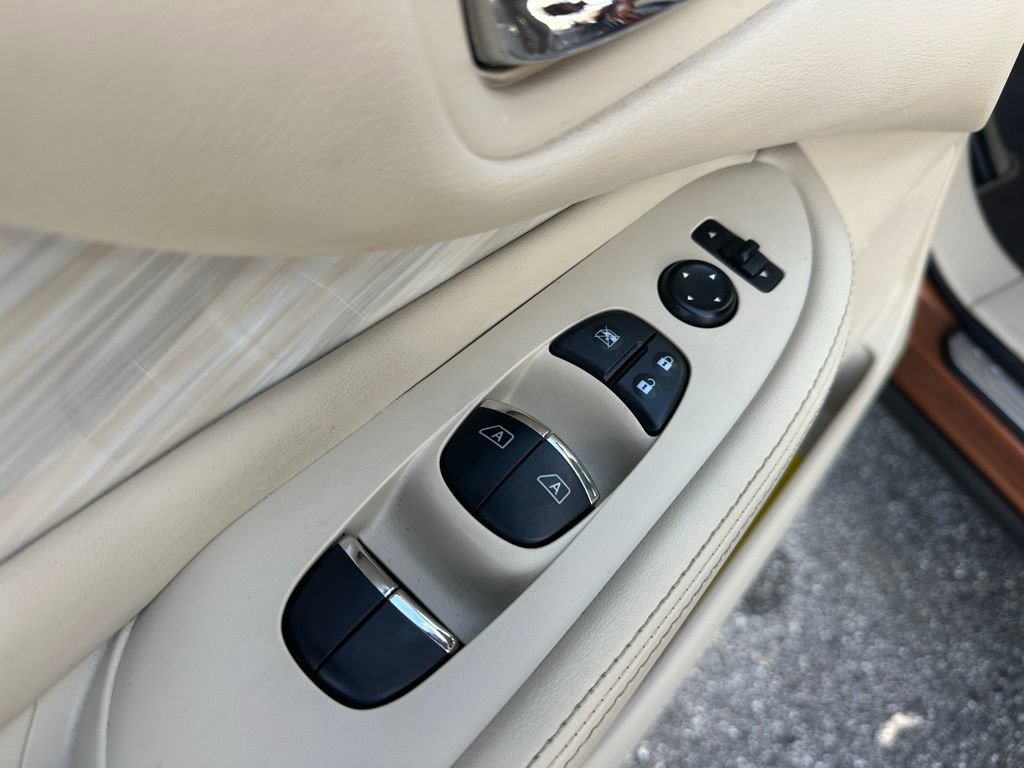 Used 2015 Nissan Murano SL image 13