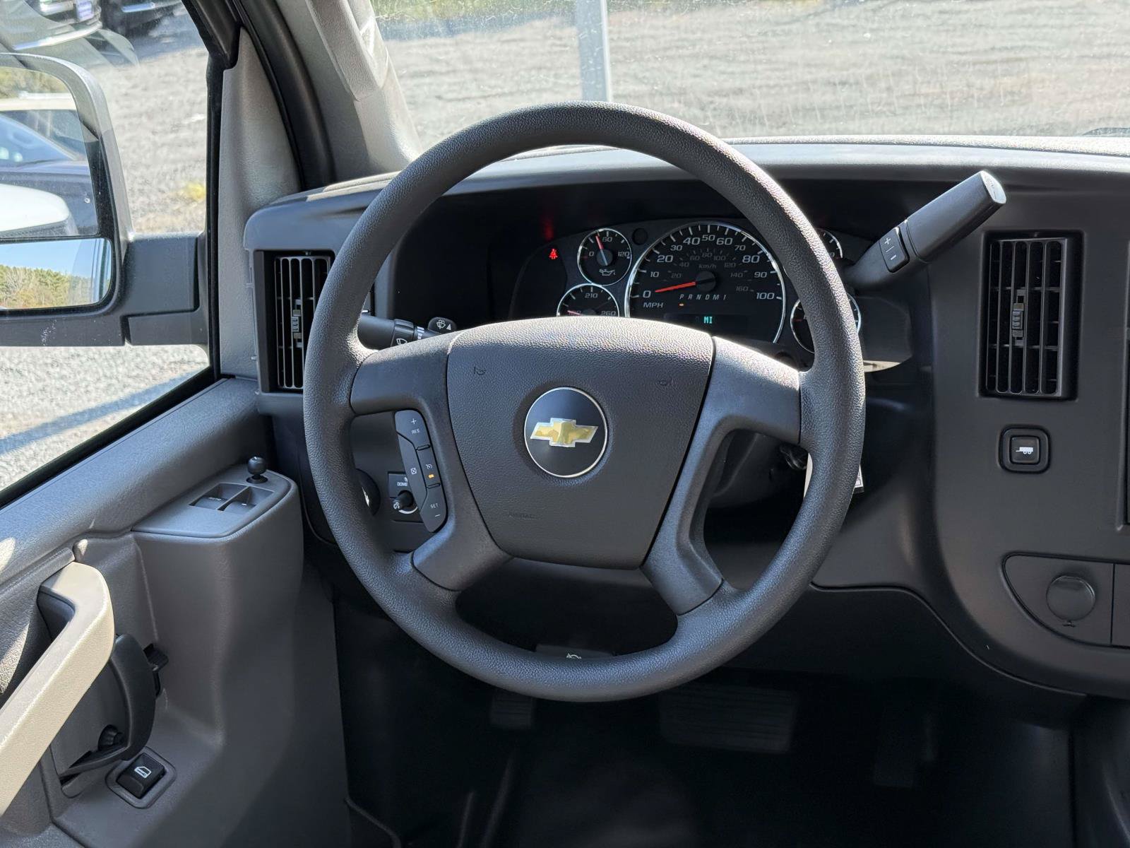 New 2026 Chevrolet Express 2500 Extended w/ Safety Package RWD image 9