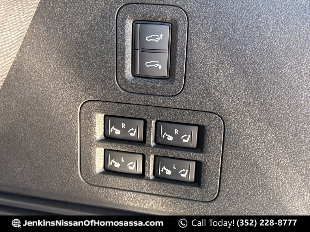 Used 2025 INFINITI QX80 Autograph AWD/4WD image 22