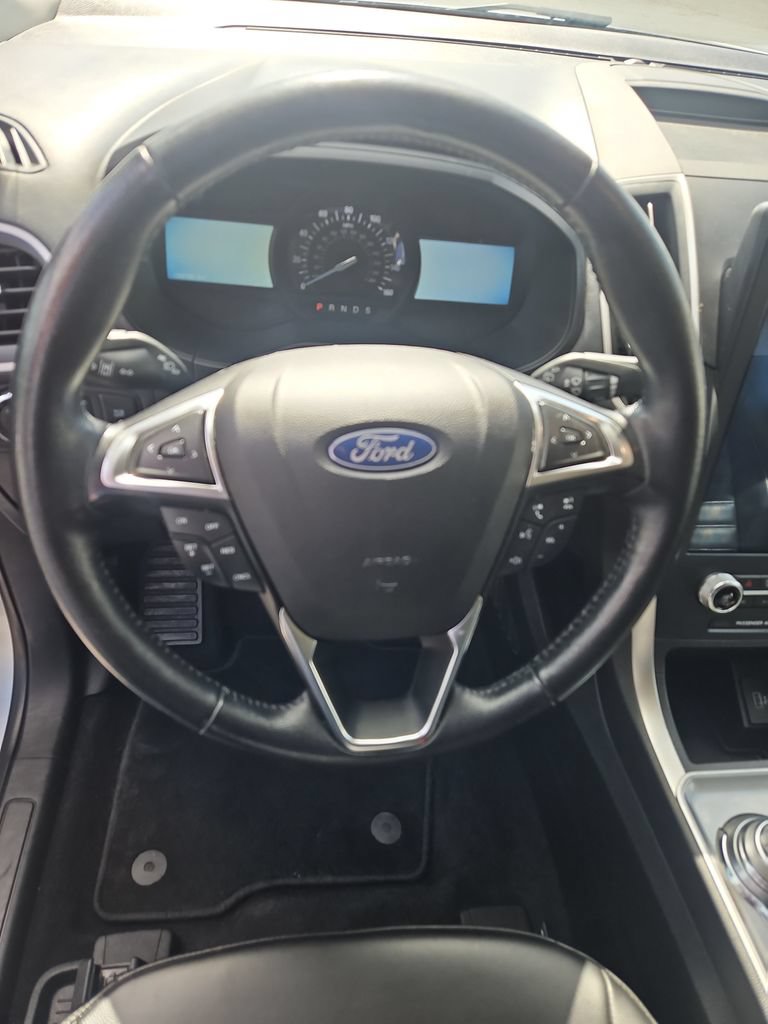 Used 2023 Ford Edge SEL AWD/4WD image 13