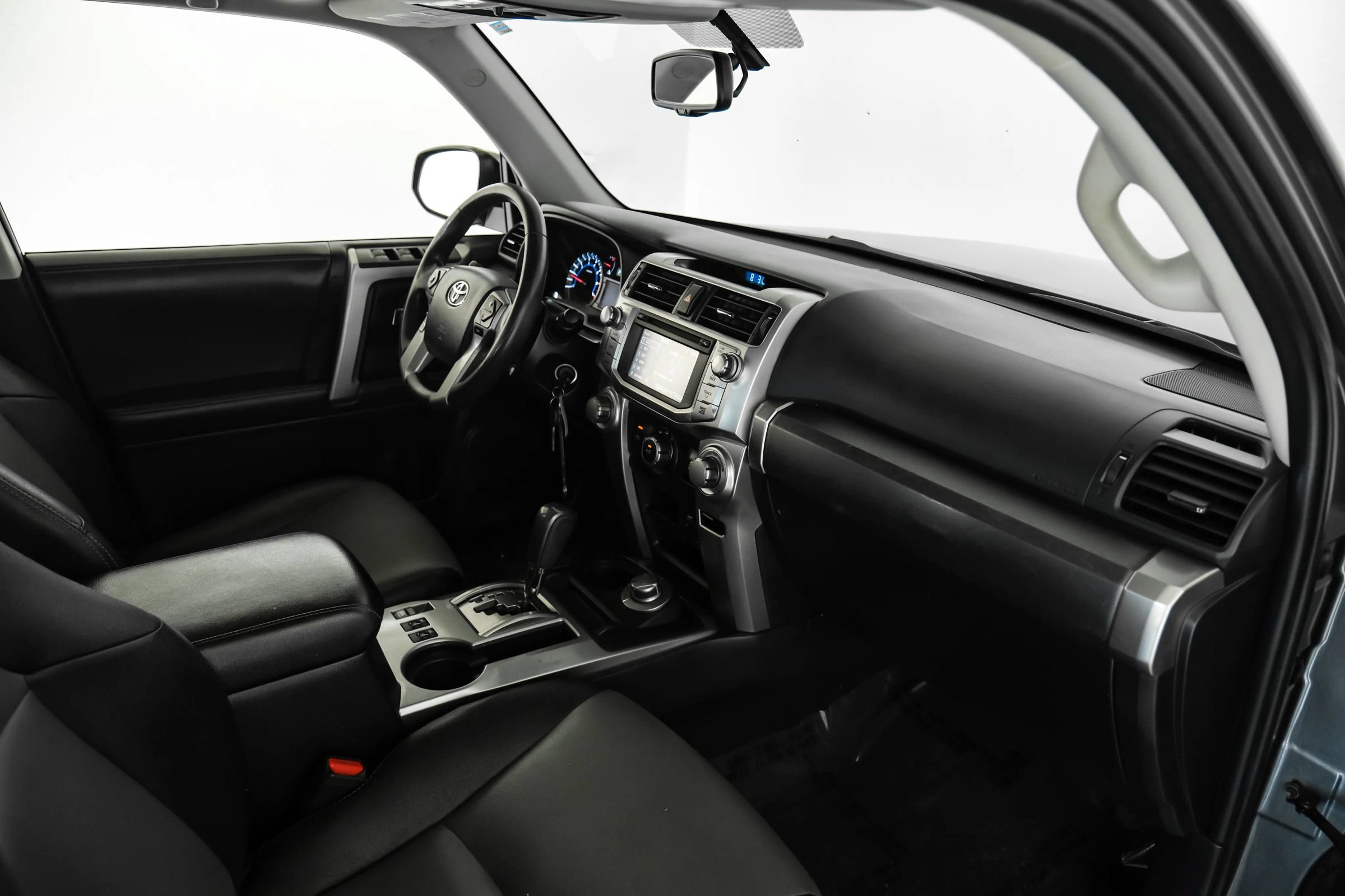 Used 2018 Toyota 4Runner SR5 Premium AWD/4WD image 12