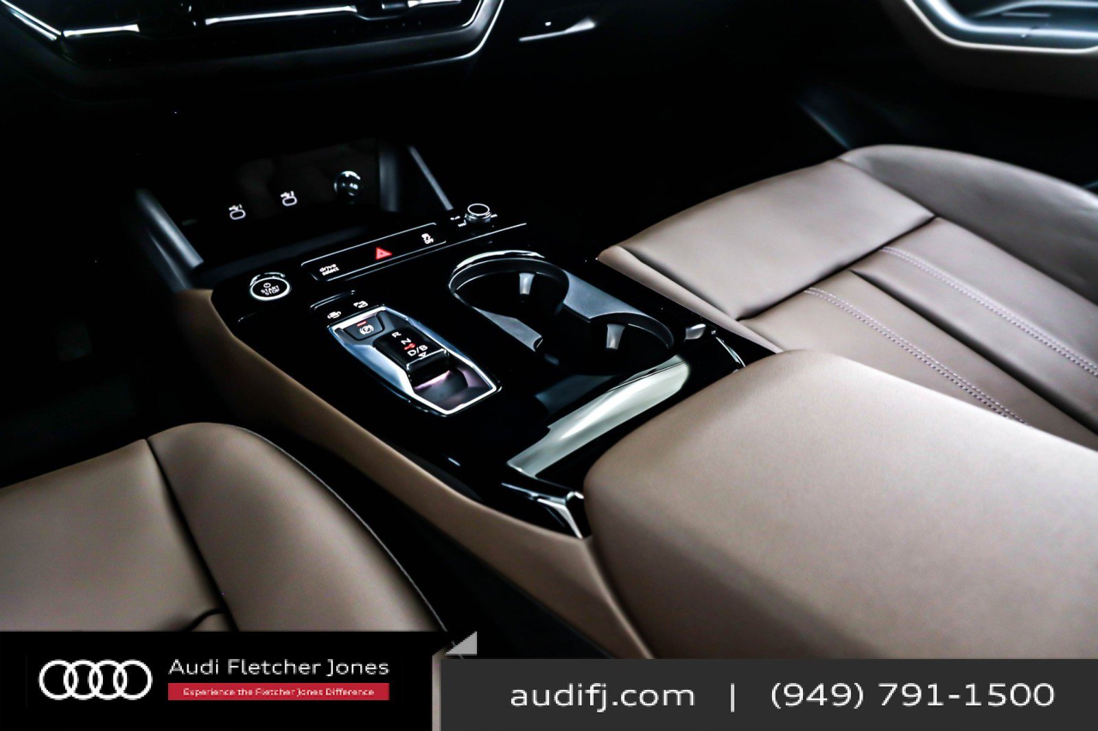 Used 2025 Audi Q6 e-tron Premium w/ Convenience Package image 6