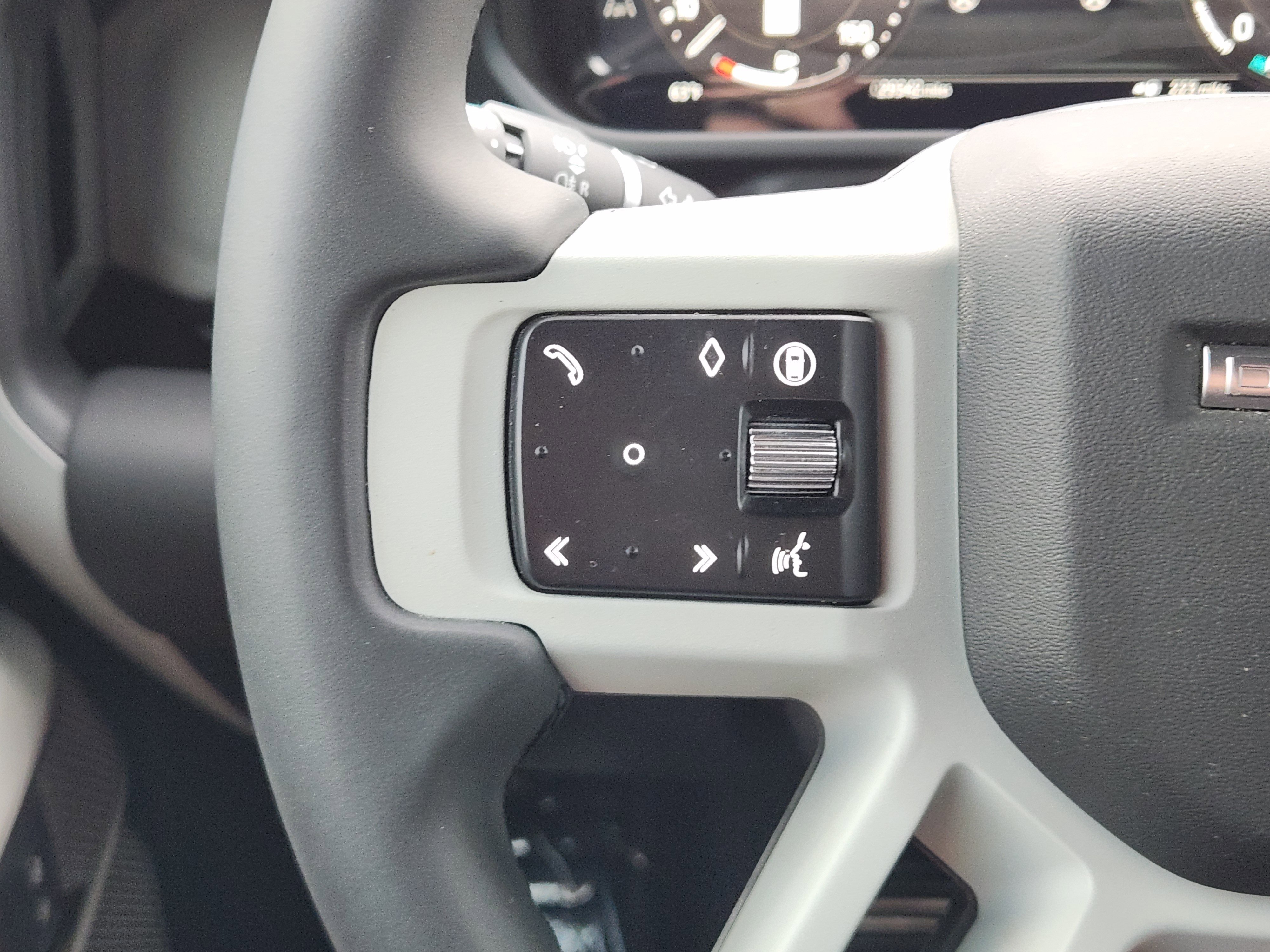 Certified 2024 Land Rover Defender 130 S image 27