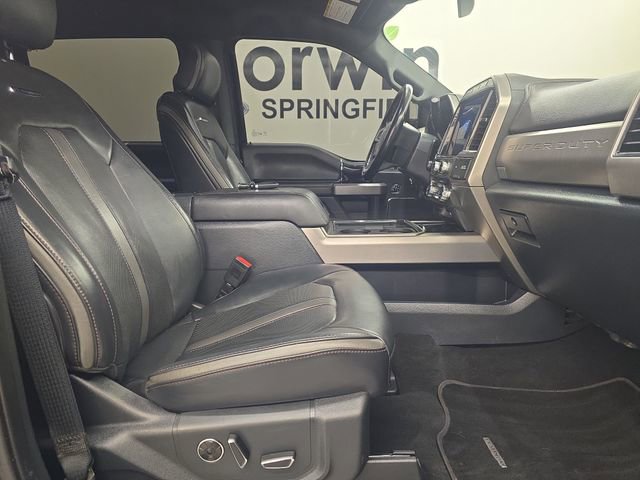 Used 2022 Ford F350 Platinum w/ FX4 Off-Road Package image 10