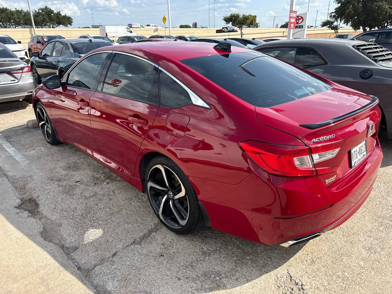Used 2021 Honda Accord Sport image 7