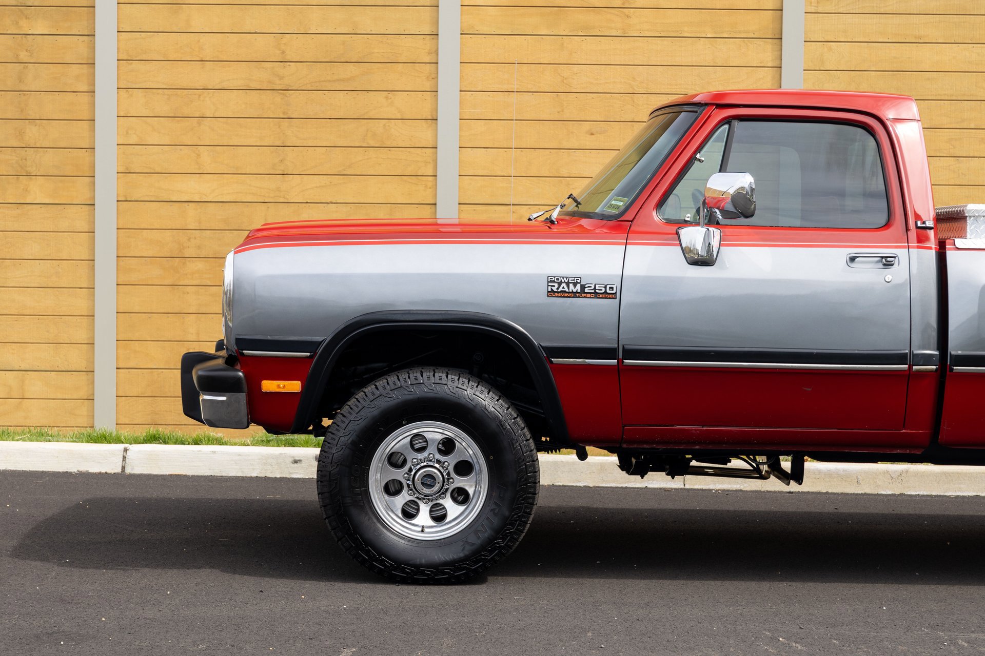 Used 1991 Dodge D/W Truck 250 image 8