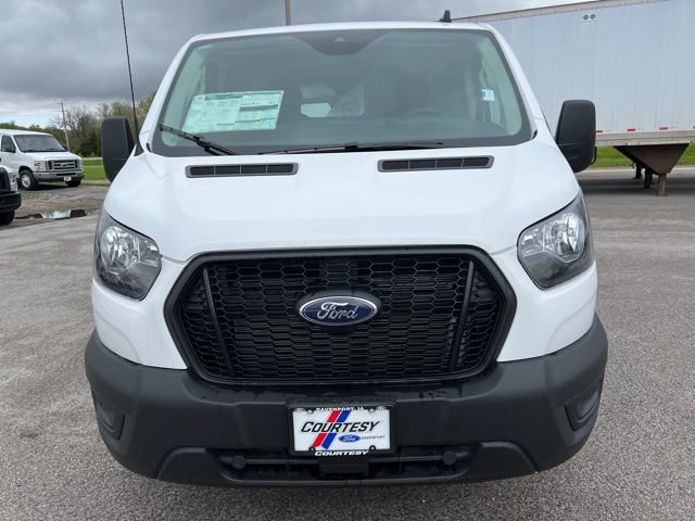 New 2023 Ford Transit 150 Low Roof RWD image 27