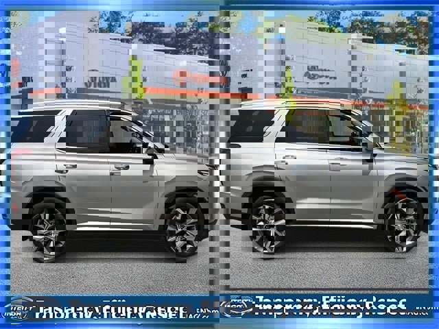 Used 2022 Hyundai Palisade SEL w/ Convenience Package image 2