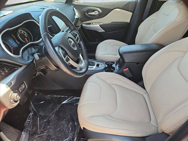 Used 2017 Jeep Cherokee Latitude w/ True North Edition AWD/4WD image 21