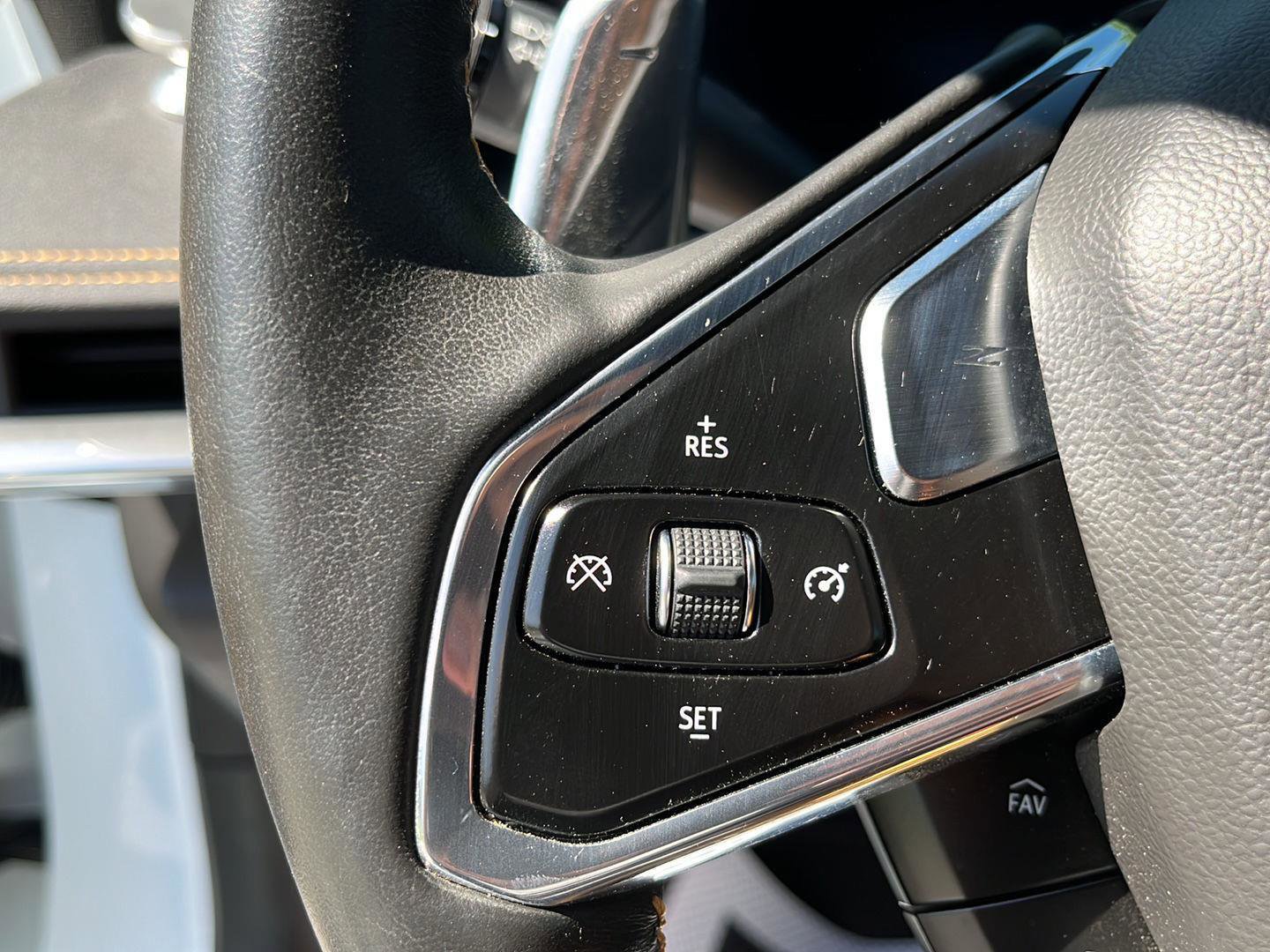 Used 2020 Chevrolet Corvette Stingray Preferred Conv w/ 2LT Preferred Equipment Group RWD image 17