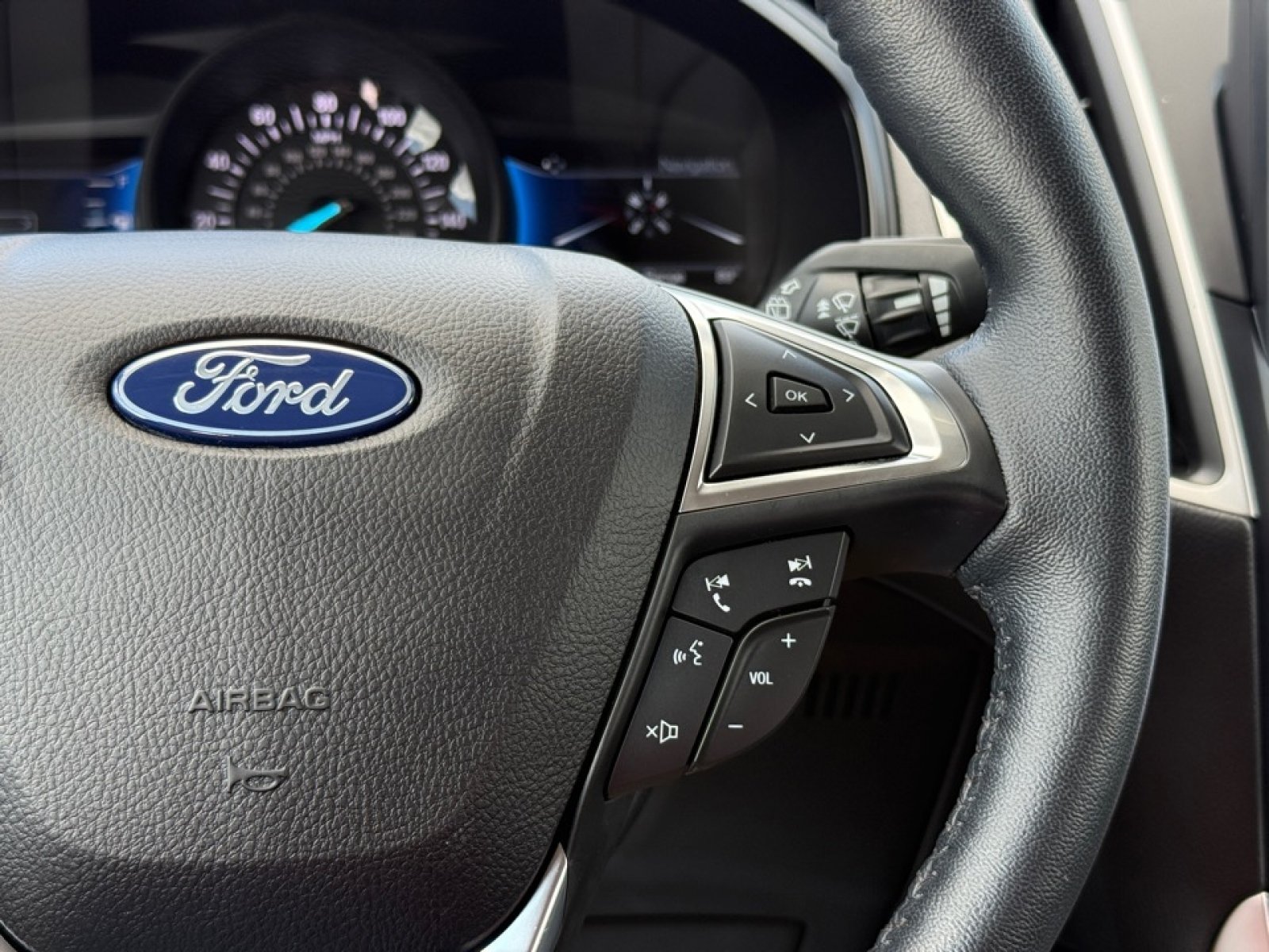 Used 2023 Ford Edge SEL w/ Convenience Package AWD/4WD image 23