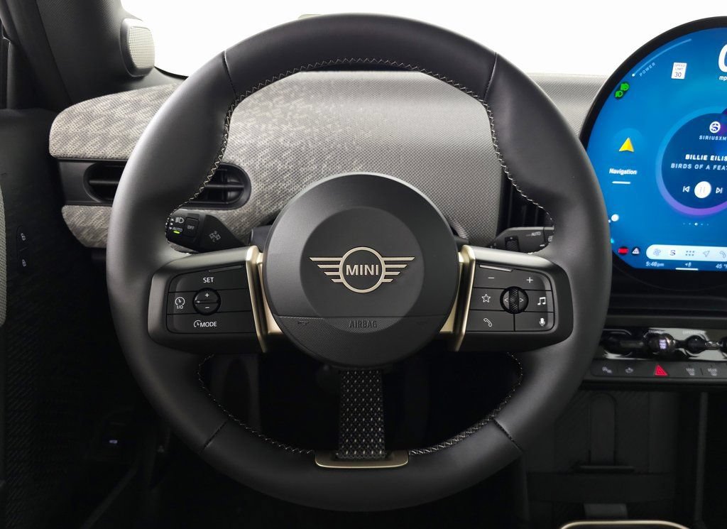Used 2025 MINI Cooper 2-Door Hardtop FWD image 14