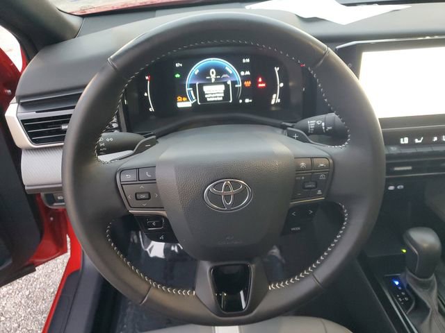 Used 2025 Toyota Camry XSE image 21