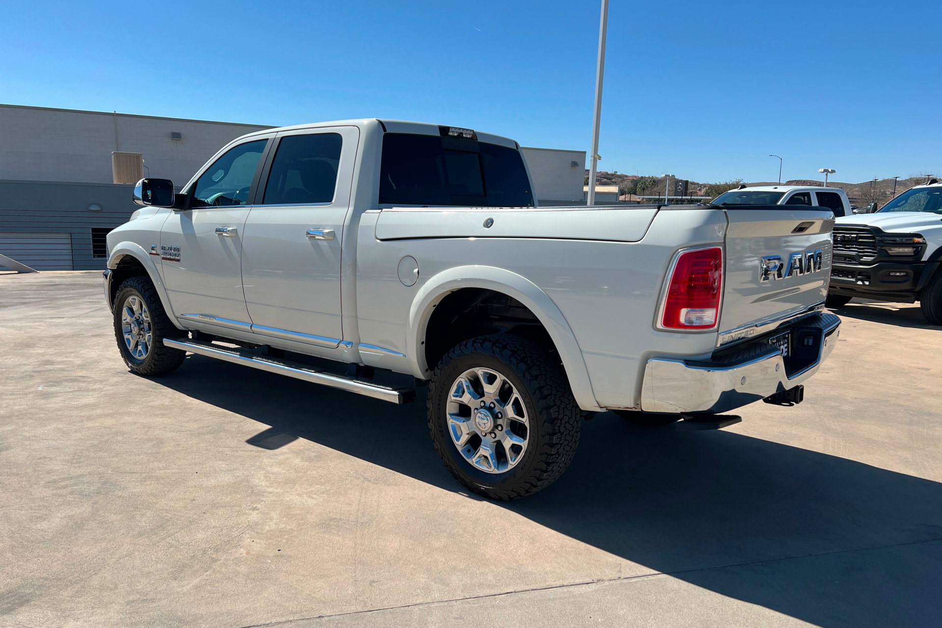 Used 2017 RAM 2500 Limited image 3