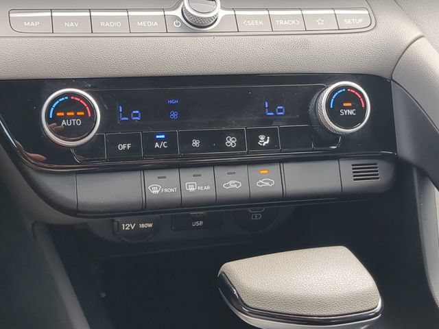 Used 2024 Hyundai Elantra SEL FWD image 23