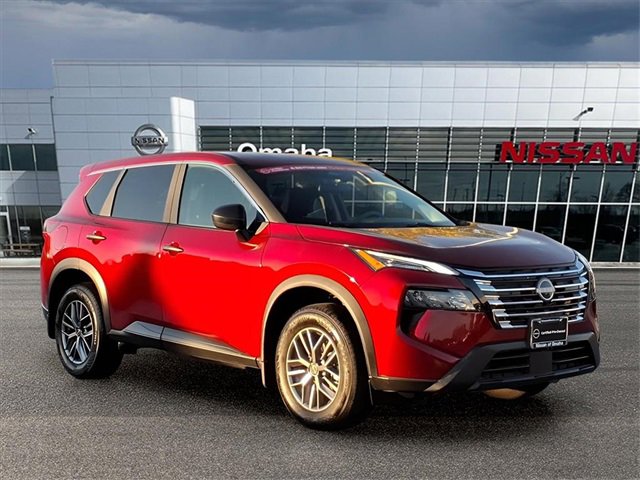 Certified 2025 Nissan Rogue S image 1