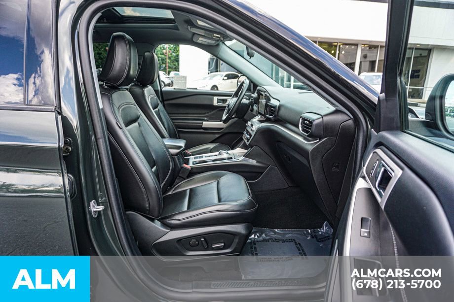 Used 2022 Ford Explorer XLT w/ Equipment Group 202A image 25