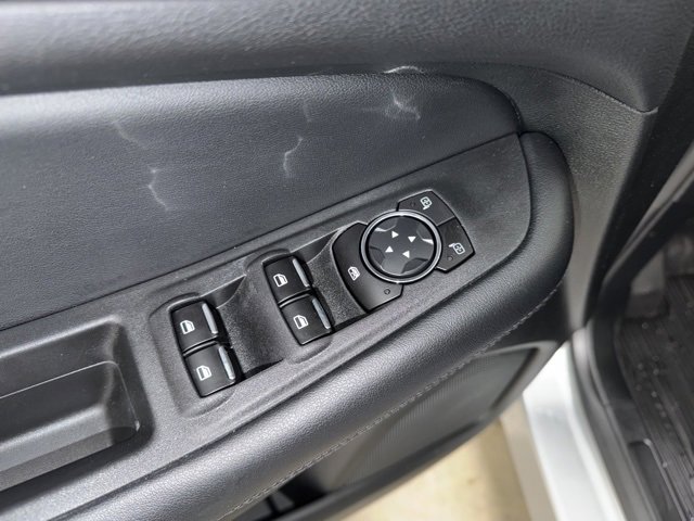 Used 2022 Ford Edge SEL w/ Convenience Package image 12