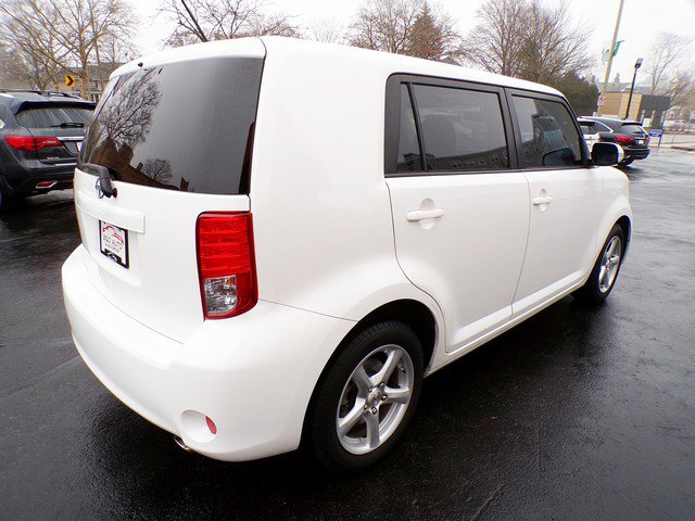 Used 2011 Scion xB image 8
