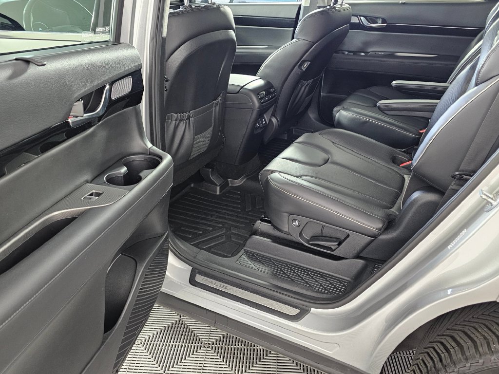 Used 2022 Hyundai Palisade Limited AWD/4WD image 19